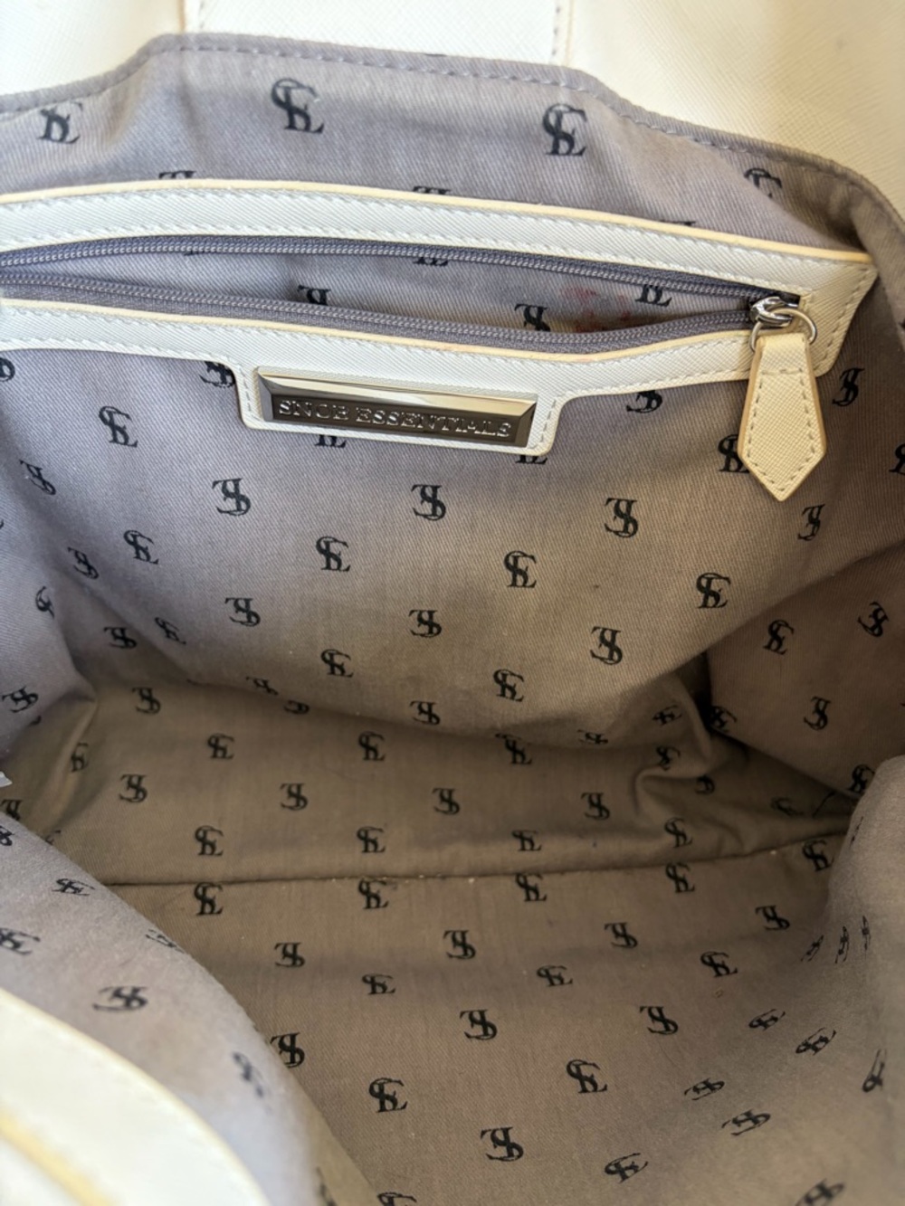 RESERVED SNOB ESSENTIALS Butterfly Tote Bag Cream Shoulder Handbag Cutout Purse - Picture 10 of 16